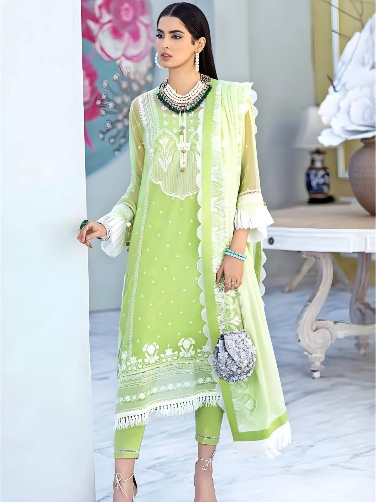 Luxury Embroidered Chiffon Shirt with Embroidered Chiffon Dupatta LE-26