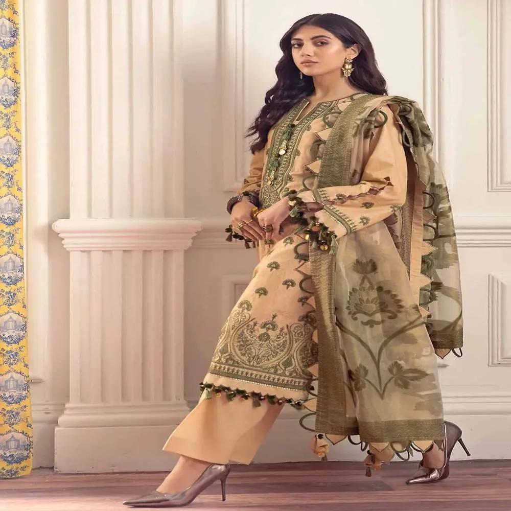 3PC Unstitched Lawn Embroidered Suit with Mehsuri Jacquard Dupatta FE-22071 by Gul Ahmed