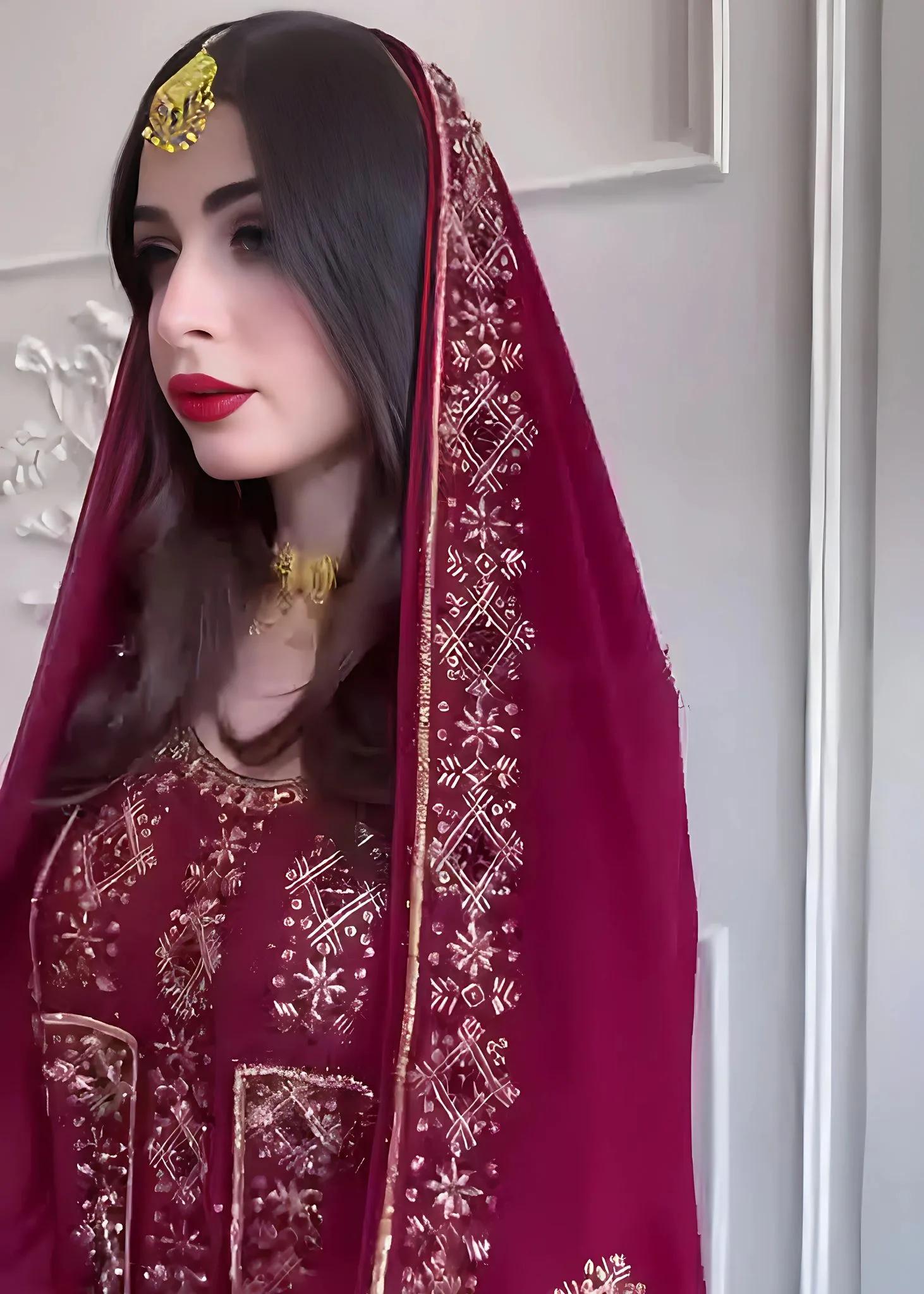 Askani Group 3-Piece Unstitched Premium Luxury Hand Banarsi Embroidered Chiffon Suit