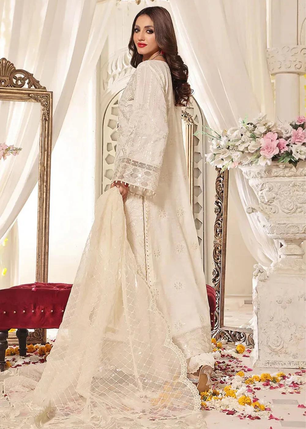 Discover the Exquisite Khas Store Sale: Chandani Luxurious 3-Piece Embroidered Suit KNAC-2242