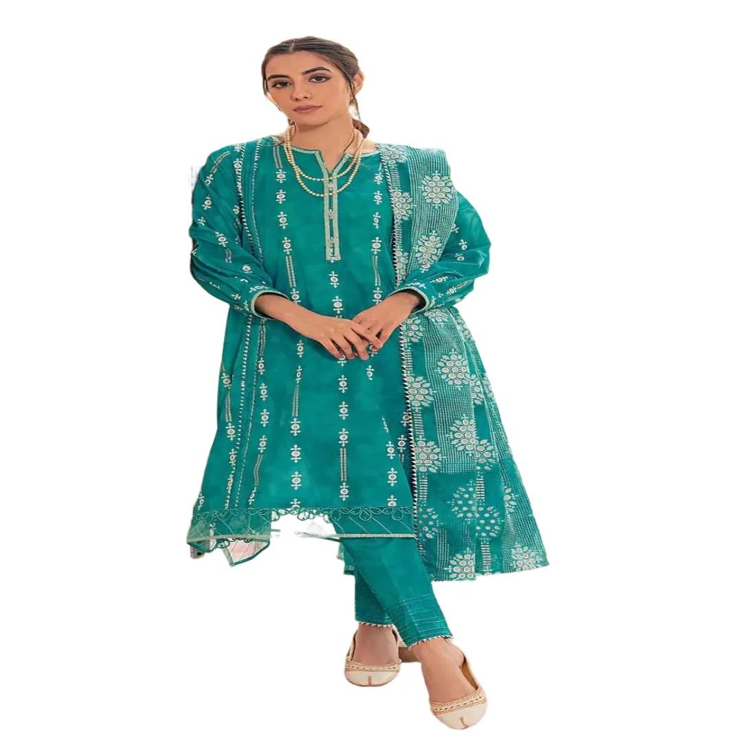 Elevate Your Elegance with Gul Ahmed Print CL-32409: Silver & Foam Lawn Unstitched Suit with Crochet Lace, 2.5m Dupatta