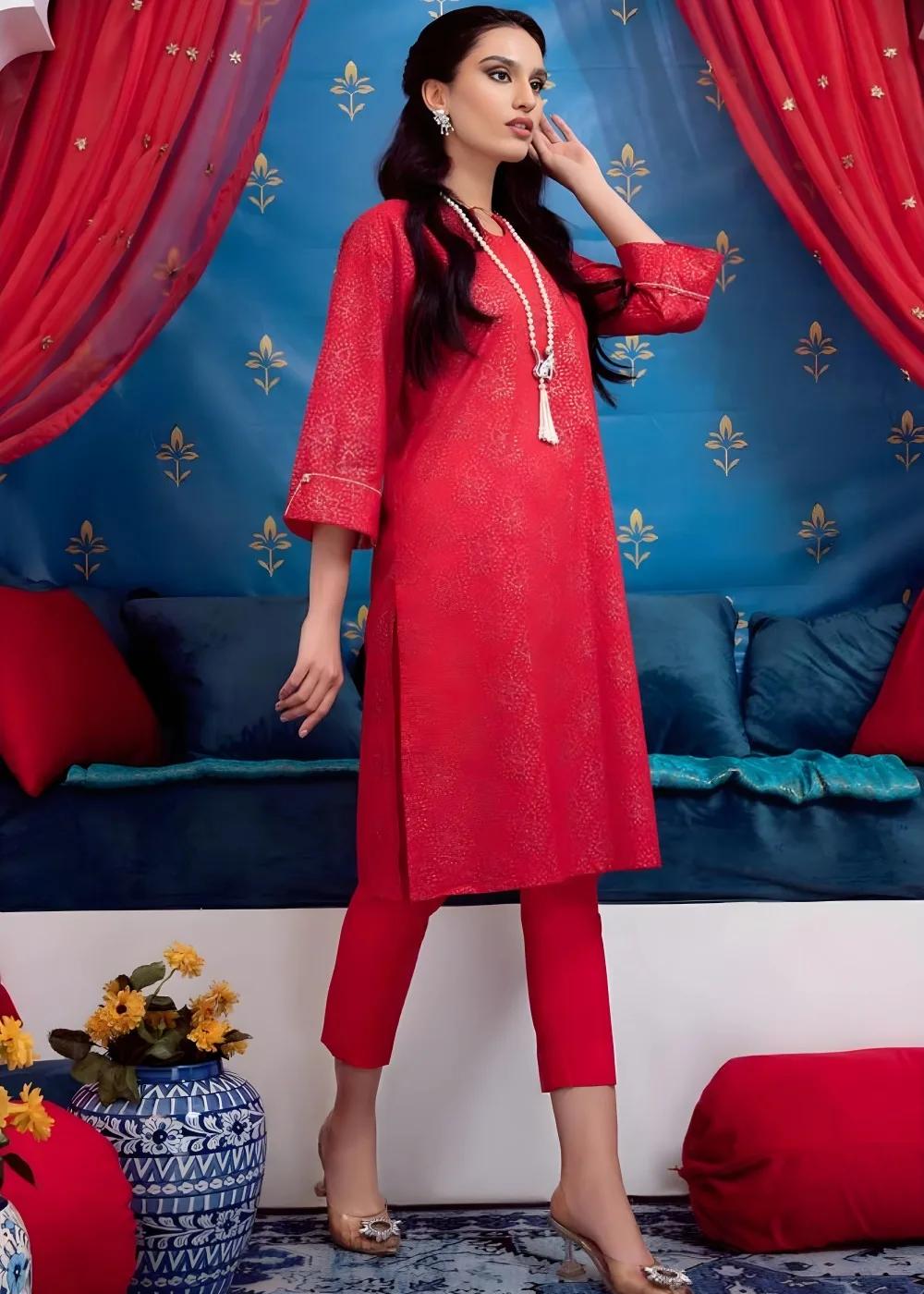 Gul Ahmed 2-Piece Lawn Unstitched Glitter Printed Suit FE-12206