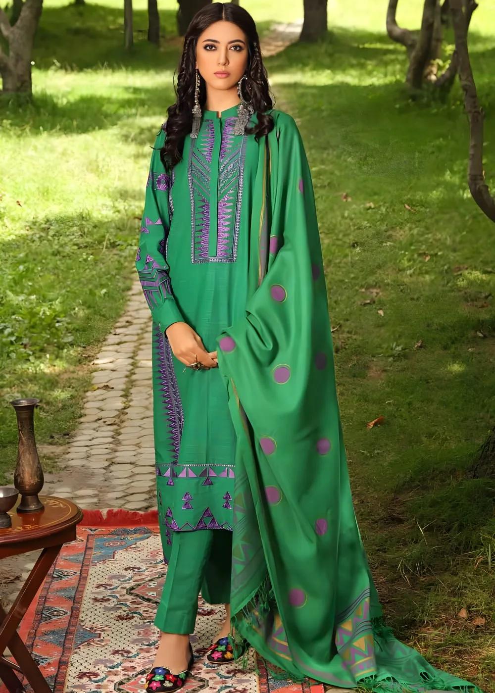 Gul Ahmed 3-Piece Embroidered Dyed Khaddar Shirt with Gold & Lacquer Acrylic Pashmina Dupatta AP-12041