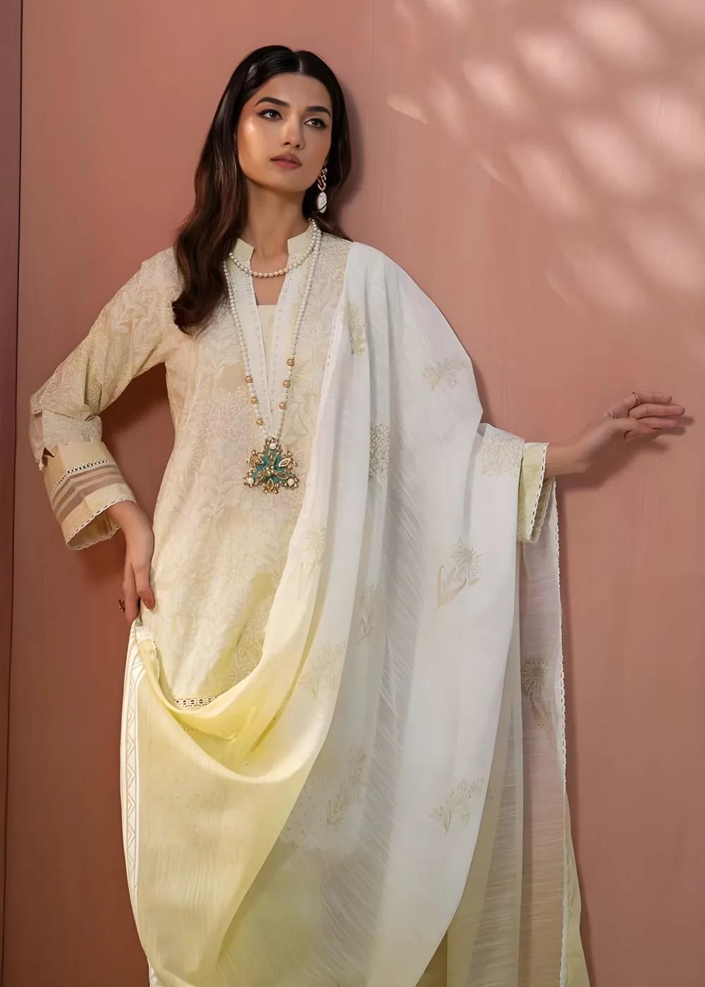 Gul Ahmed 3-Piece Lacquer Printed Embroidered Lawn Unstitched Suit with Lacquer Printed Paper Cotton Dupatta SP-42016