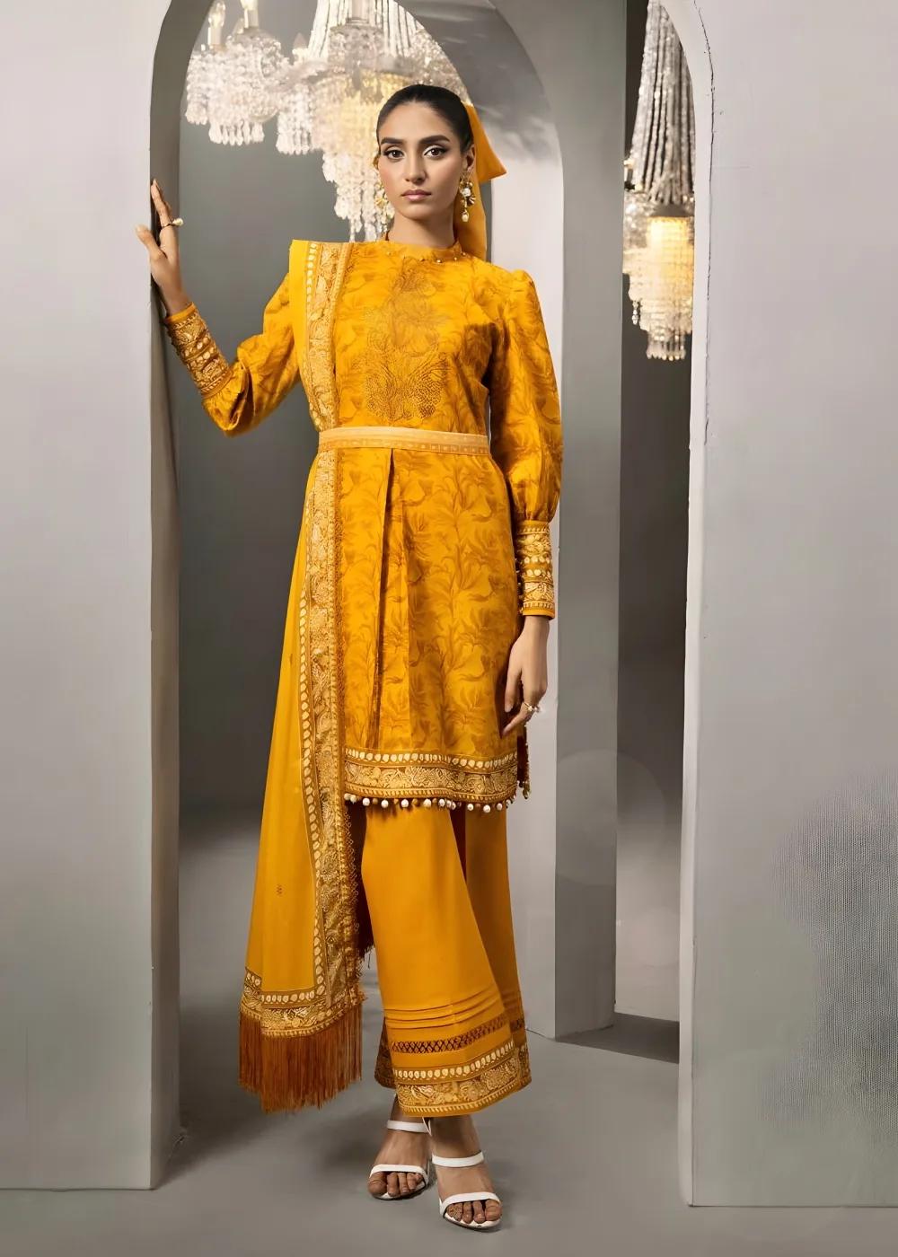 Gul Ahmed 3-Piece Printed Lawn Suit DN-42035