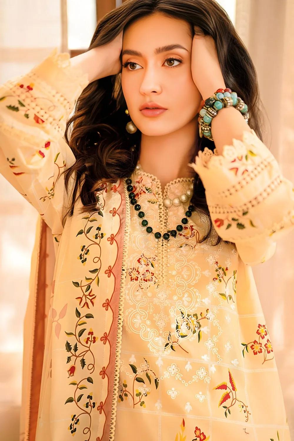 Gul Ahmed 3-Piece Unstitched Printed Embroidered Lawn Shirt with Printed Lawn Dupatta CL-42041
