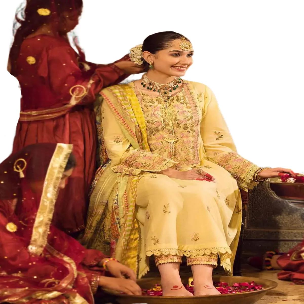 Gul Ahmed Suits for Women Embroidered Lawn Unstitched Suit with Embroidered Organza Dupatta FE-32041