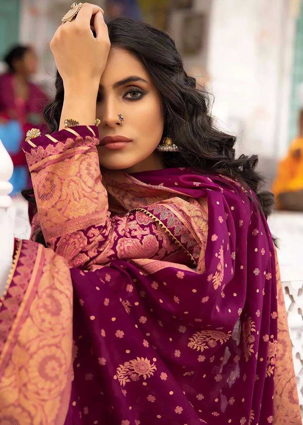 Premium Gul Ahmed Print UAE Glitter Printed Lawn 3-Piece Unstitched Suit - CL-32533 A - Elevate Your Style