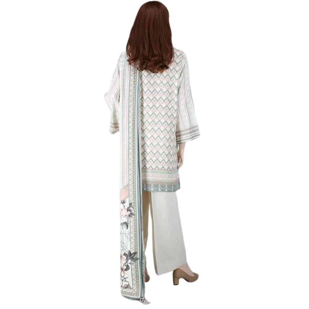 Saya Printed Khaddar: Elegant 2-Piece Suit for Timeless Style
