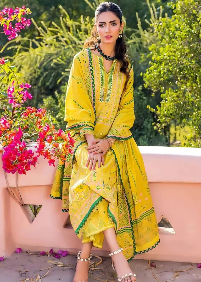 Gul Ahmed New Arrival 3-Piece Unstitched Gold &amp;amp; Lacquer Printed Lawn Suit CL-32121 - Askani Group
